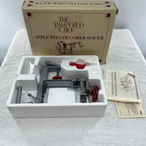 PAMPERED CHEF Apple Peeler Corer Slicer in Original Box With Instructions